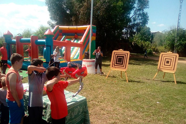 /campings/espana/comunidad-valenciana/valencia/valencia-costa/Alqueria/animacion-tiro-con-arco.jpg