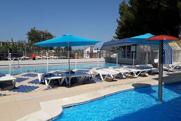 /campings/espana/comunidad-valenciana/valencia/valencia-costa/Alqueria/piscina-03.jpg