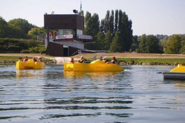 /campings/francia/ile-de-france/sena-y-marne/InternationaldeJablines/pedalo-ile-de-loisirs.jpg