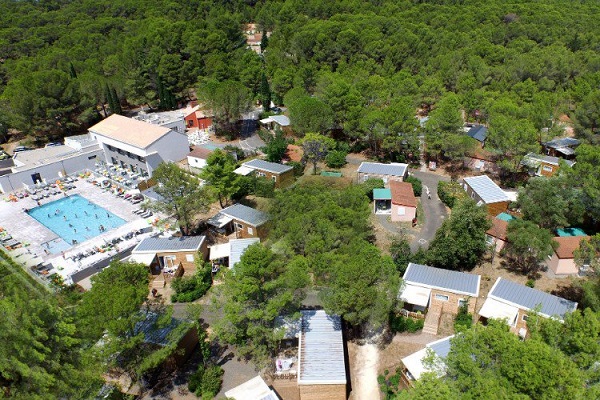 /campings/francia/languedoc-rosellon/herault/Villageleclosdescigales/camping-montagnac-les-vignes-1544533392-xl.jpg
