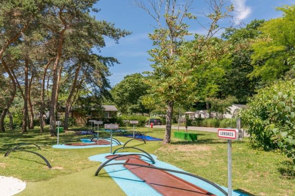 campings/francia/paises-del-loira/loira-atlantico/NantesCamping/nc-mini-golf-012-1340x752.jpg