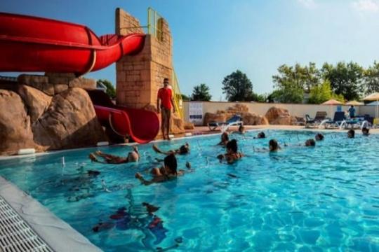 Le Roussillon, Saint Cyprien (Pirineos Orientales)
